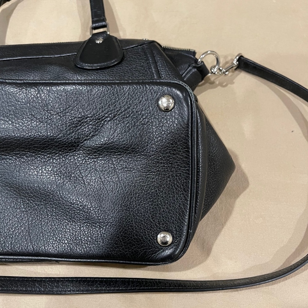 Coach Purse! - Picture 10 of 10
